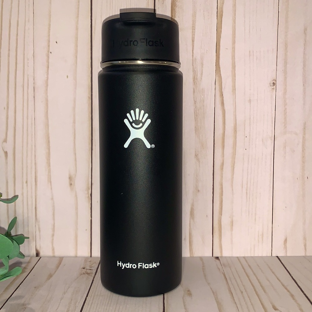 Black Hydro flask 20 oz